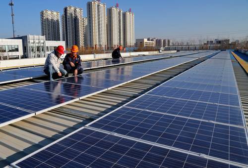 工商业屋顶分布式光伏发电系统主要优点有哪些？(图2)